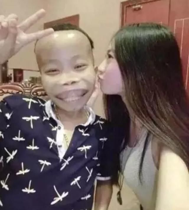 如何看待现在的网红陈山?