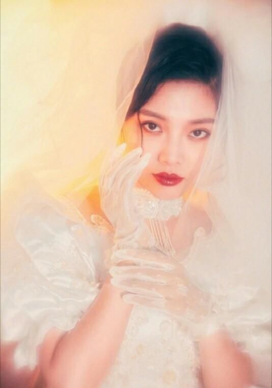 失恋后,我们总爱问,忘记一个爱过的人,要多久?