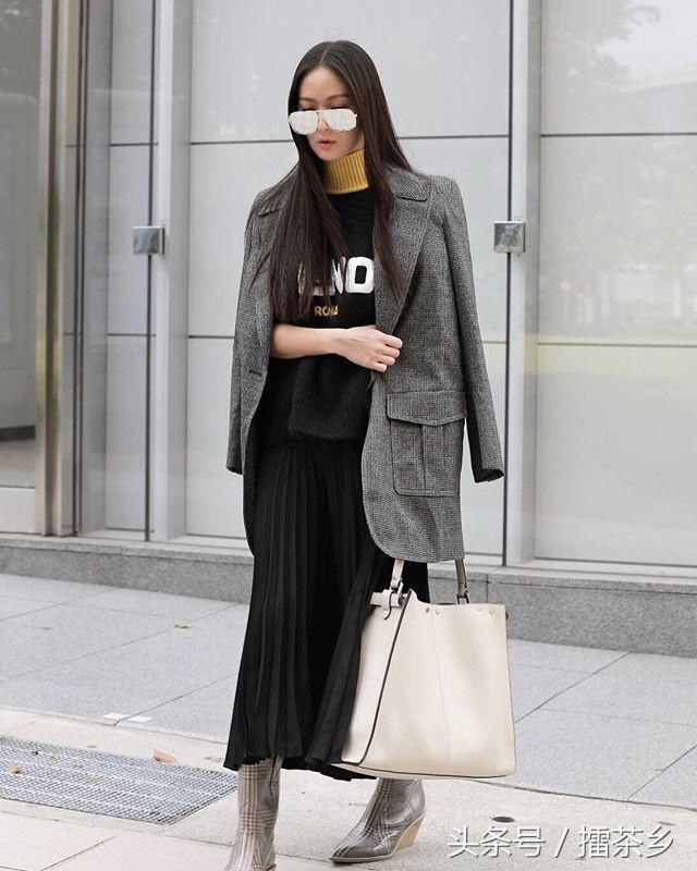 孙芸芸换下性感小洋装飞巴黎快被热疯