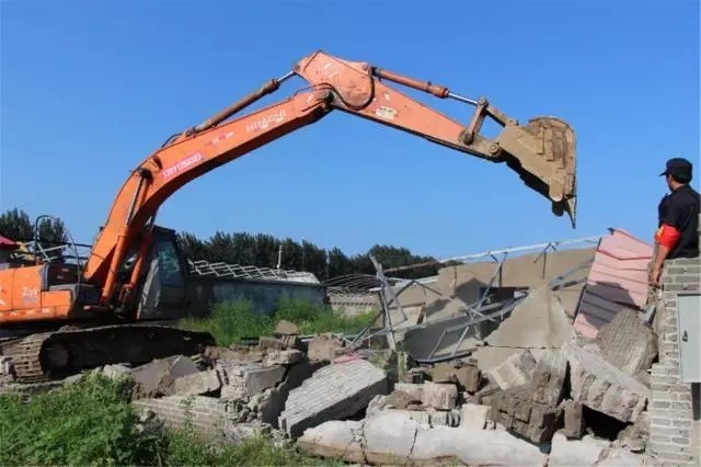 出动300多人,顺义这村125栋大棚房全拆!