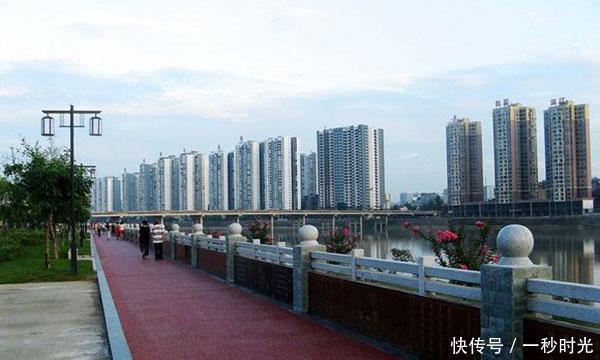 中国18个由副省级市代管的县级市,成都独占了