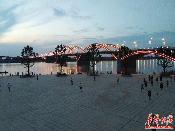 【美丽中国长江行】益阳资江风貌带:自然与人文对话,打造城市“会客厅” 【美丽中国长江行】益阳资江风貌带:自然与人文对话,打造城市“会客厅”