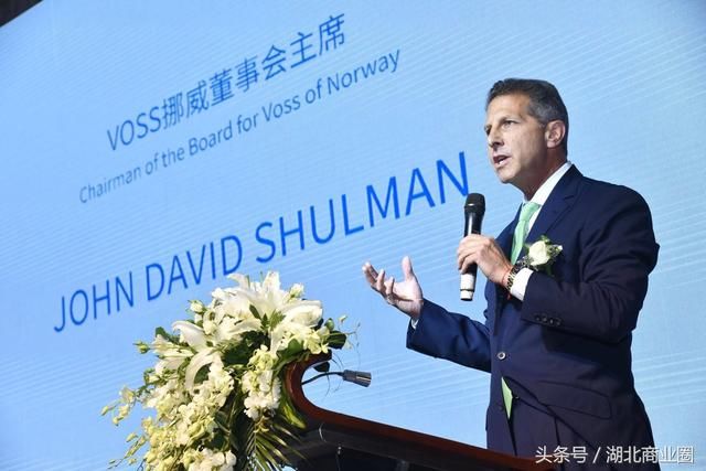 挪威高端饮用水VOSS芙丝上市国产新品,天然