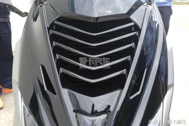 采用圣甲虫200发动机 金城新款踏板车工厂谍照