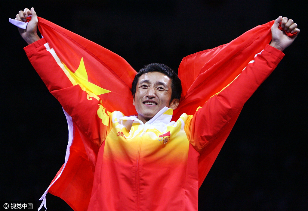 2008年8月24日，北京工人体育馆，08奥运会男子拳击48公斤级决赛，中国选手邹市明获得冠军。