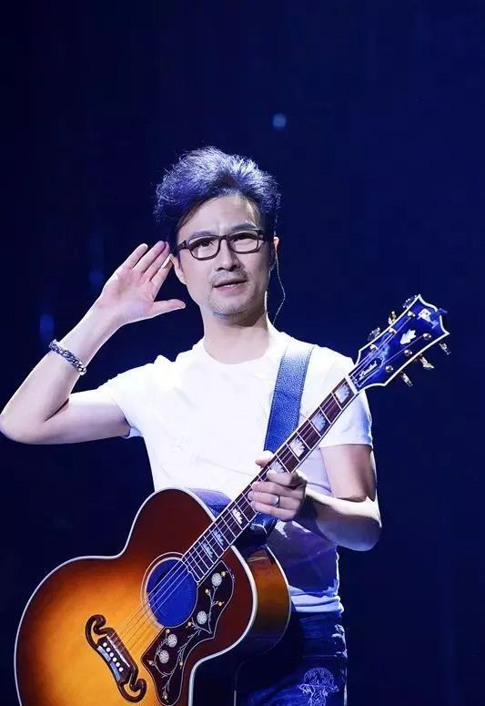 汪峰 | 一回头,青春无处安放