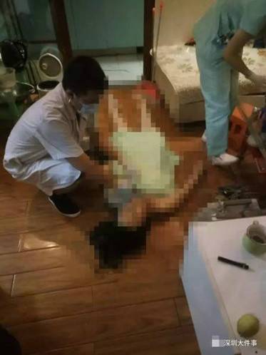 女子洗澡疑触电身亡 腿部有灼伤黑印 女子洗澡疑触电身亡 腿部有灼伤黑印