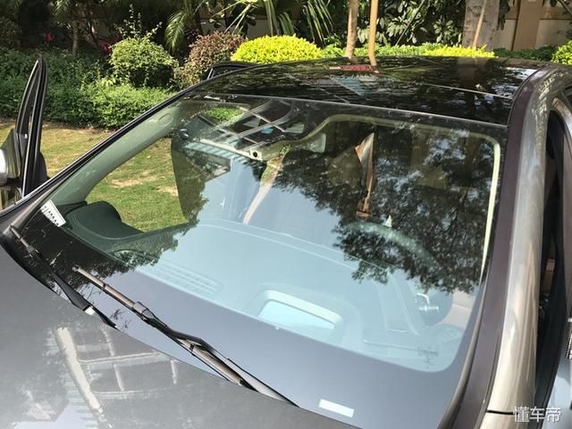 新款奔驰E300L,当之无愧的豪华型运动型轿车