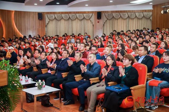 共青团甘肃省委举办“脱贫攻坚·青年力量”先进典型故事分享会(图2) 共青团甘肃省委举办“脱贫攻坚·青年力量”先进典型故事分享会(图2)