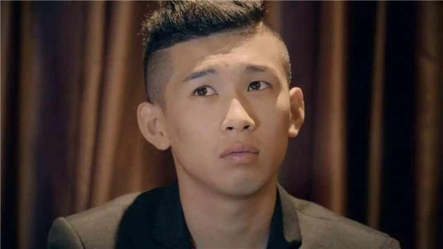 天佑离开后斗鱼主播因祸得福收益上涨,冯提莫