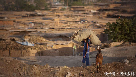 巴铁小伙子来中国旅游,抱怨中国人太冷漠,请求