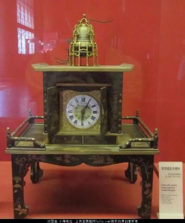 老外坐故宫龙椅竟离奇死亡,灵异背后太吓人