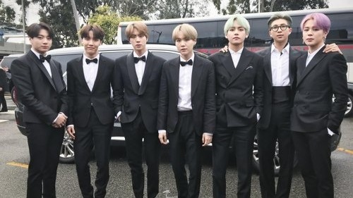 防弹少年团亮相格莱美任颁奖嘉宾 系韩国歌手首次 防弹少年团亮相格莱美任颁奖嘉宾 系韩国歌手首次