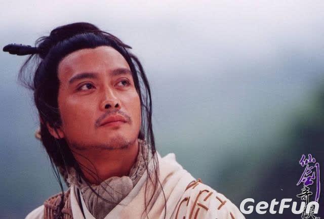 拍戏受伤:黄晓明威压滑轨左腿受伤,范冰冰磕磕碰碰