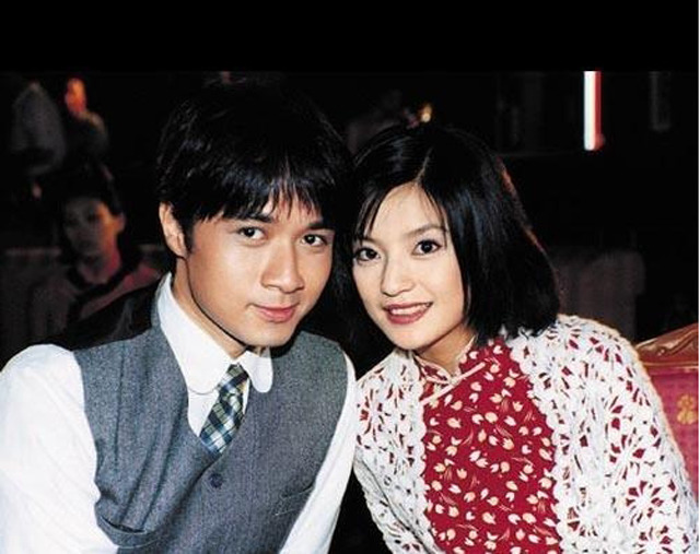 44岁古巨基娶50岁丑妻 被嘲人生的最大失败