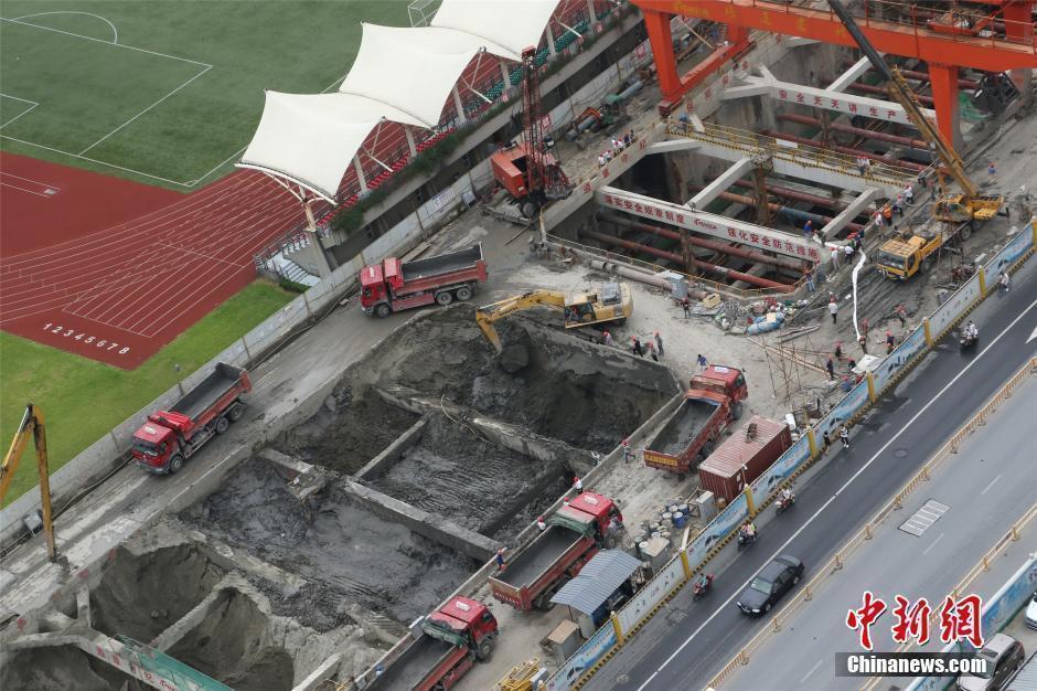 杭州地铁发生基坑土体突涌 已致1死3失踪