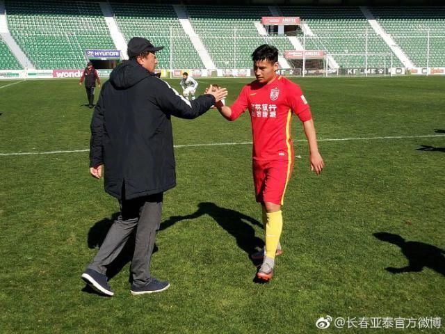 中超巡礼之亚泰:稳定压倒一切 留何超堪称最已