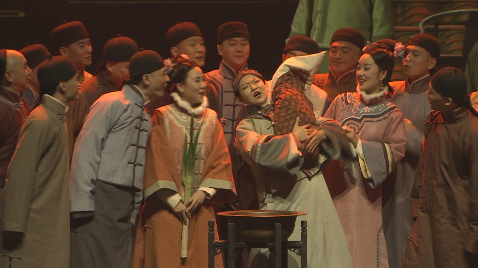 开年大戏《正红旗下》新春贺岁 北京人艺陪观众过大年