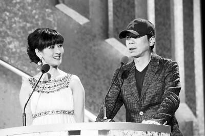 冯小刚老情人逼宫徐帆,曾是最美主持人落成最