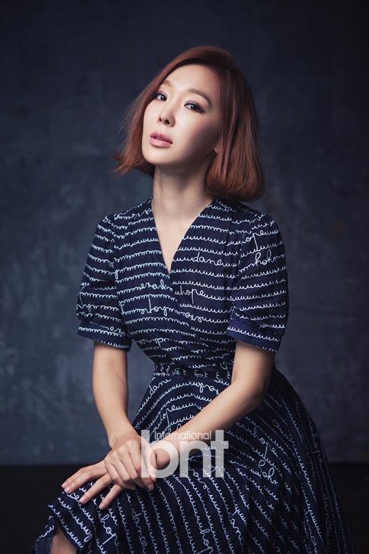 李智慧承认与圈外人男友相恋 否认今秋结婚