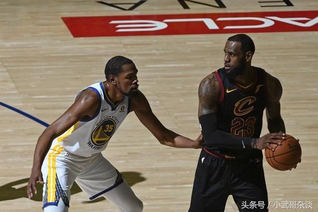 总决赛G1:勇士加时胜骑士,战神天将詹姆斯,迷