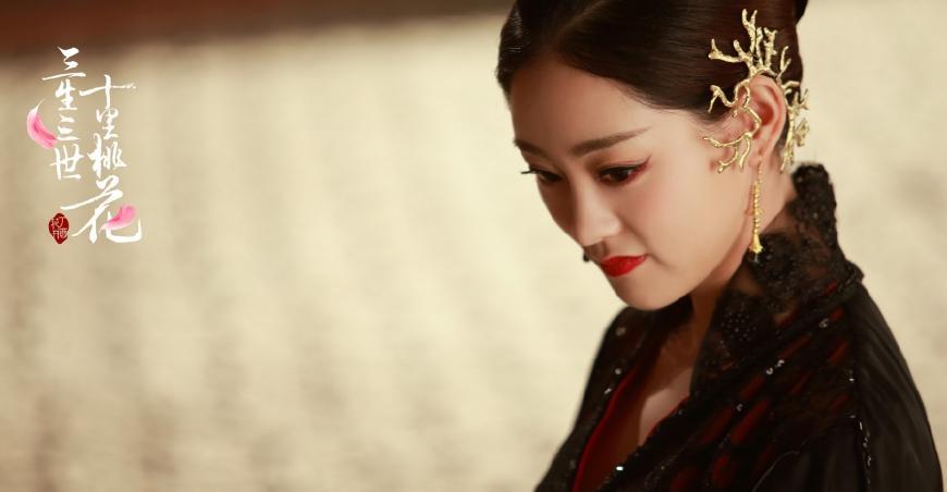 杨幂工作室最美艺人,被称扶不起的阿斗,热巴邓