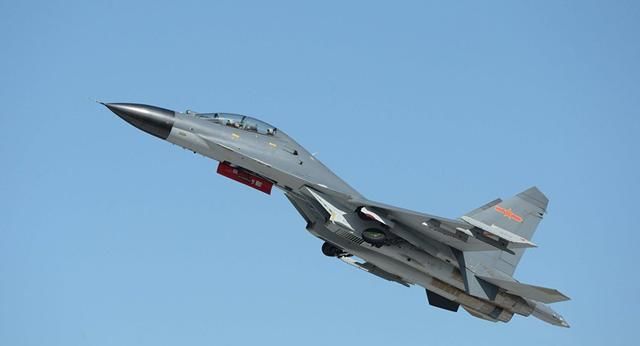 中国国台办:解放军军演和空军绕岛飞行意在警