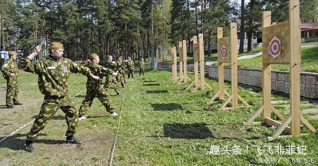 中国特种兵苦练飞刀,作战中能用上吗?