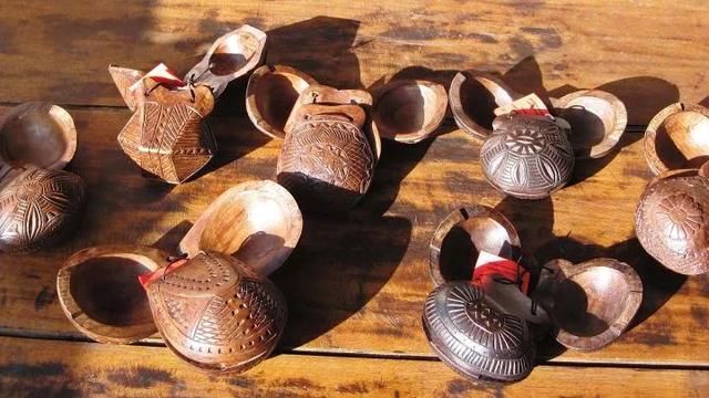 去西班牙旅游,买什么纪念品好呢?