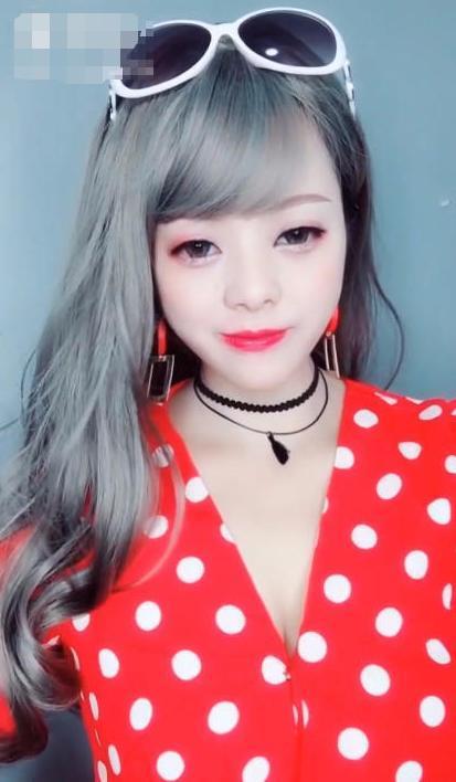 老姐姐仿妆赵丽颖,看到最后,网友:果然漂亮跟天