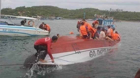 越媒：芽庄游船事故已致2死 4岁中国男童仍在抢救