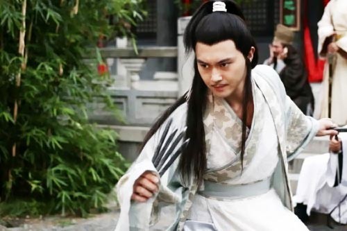 秦无炎爱碧瑶胜过鬼厉吗?为复活碧瑶千方百计