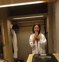 刘诗诗身穿浴袍出镜, 看看明星都把浴袍穿成什