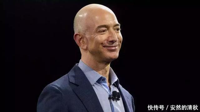身家是比尔盖茨跟马云之和,每分钟赚24万,吃完