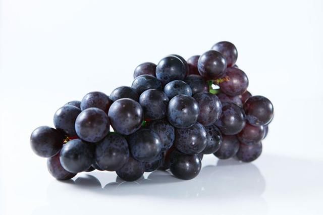 今日24家大型市场巨峰葡萄报价及各省均价对