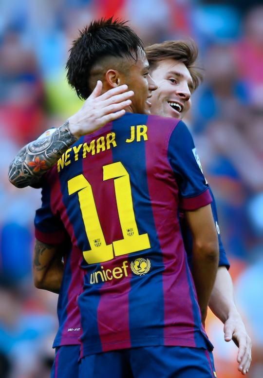 接班梅西成为新球王,内马尔彩虹过人惊艳世界