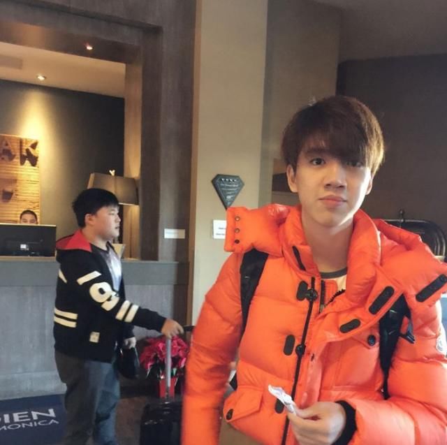 LOL:LGD的那些梗你真的了解吗?平野绫拴条狗