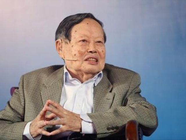 杨振宁对世界做了什么贡献?而杨振宁又是什么