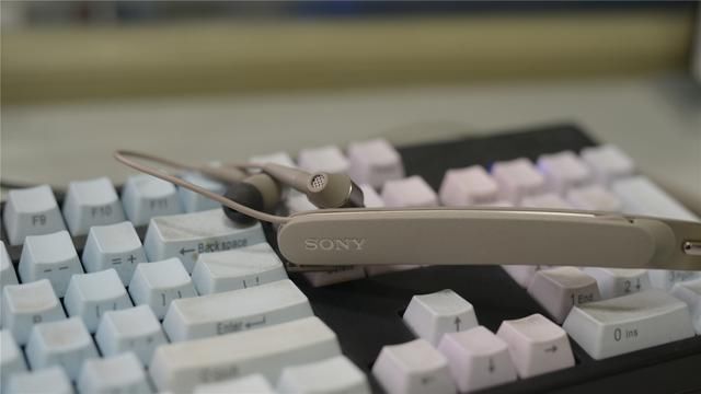 感受黑科技无线降噪耳机索尼WI-1000X简评