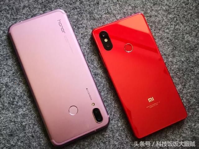 全方位对比,小米8SE和荣耀play该怎么选看完就