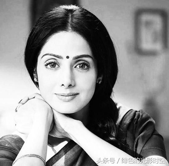 主演《印式英语》的印度女星被证实溺亡于浴缸