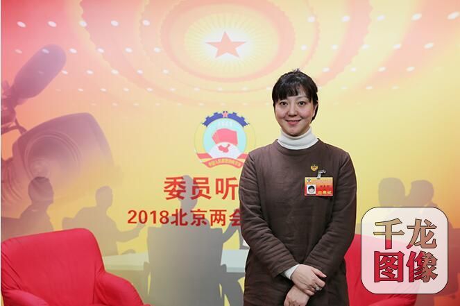 魏春荣委员:传承昆曲艺术需建设老中青三代人才梯队 魏春荣委员:传承昆曲艺术需建设老中青三代人才梯队