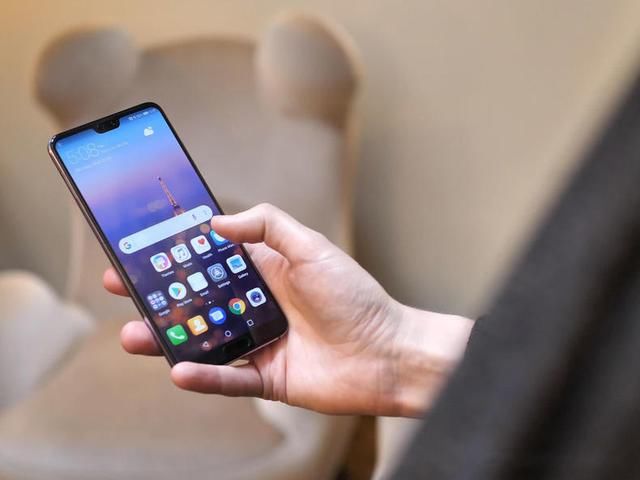 华为Mate20配麒麟980:性能飙升