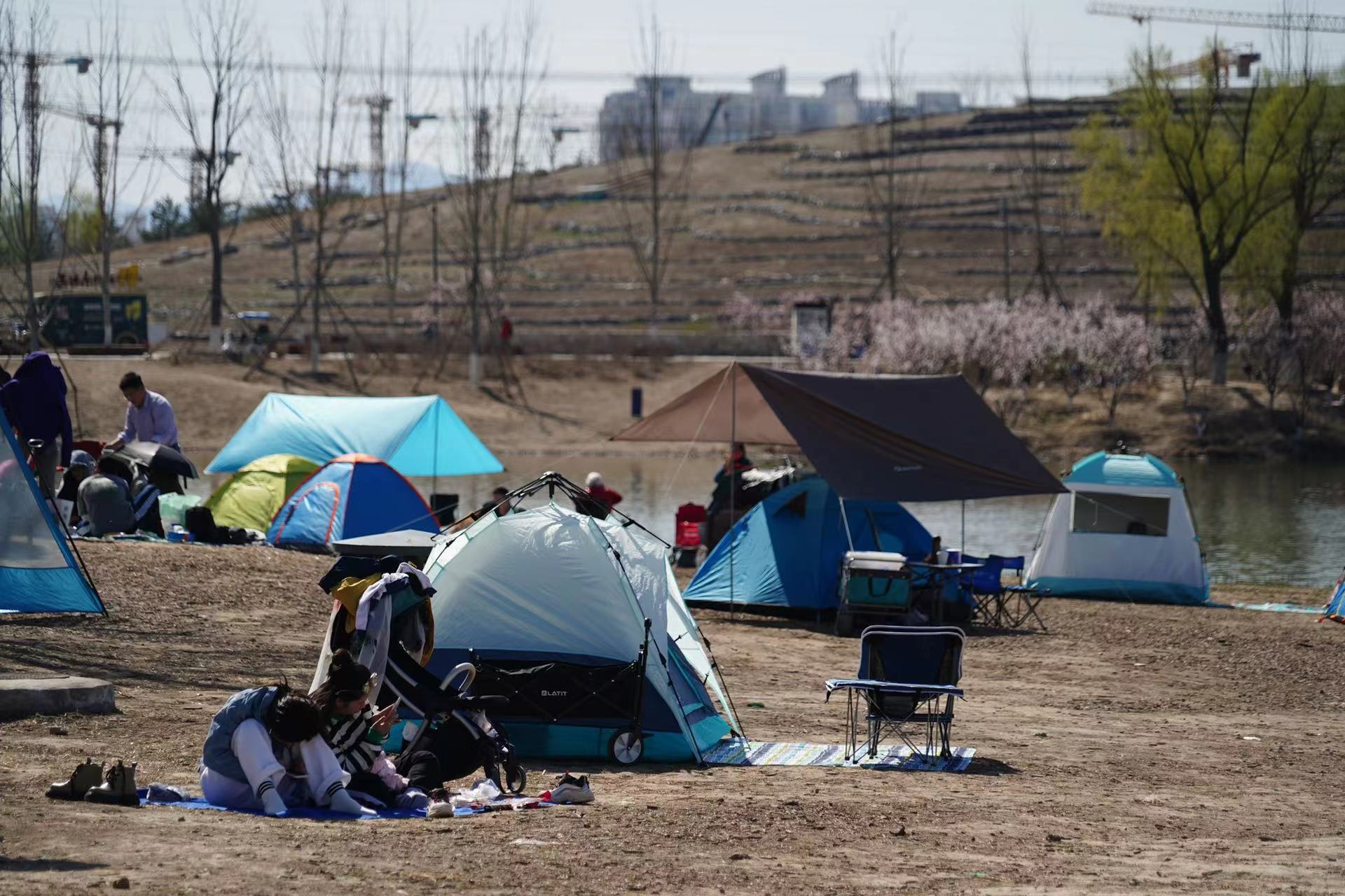 北京温榆河公园3万平方米帐篷营地开放