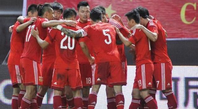 你觉得国足工资给多少比较合适,为什么?网友们