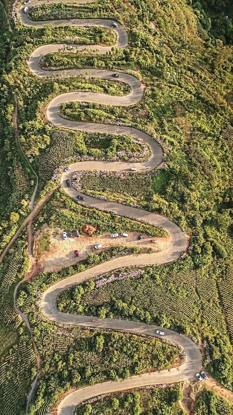 靖安哨公路天下第一弯 开车10秒就要打一次方