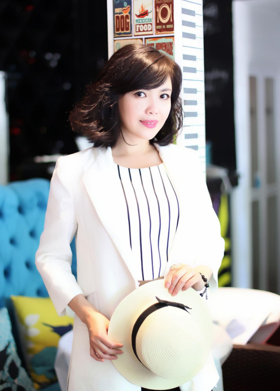 李梓瑜主演《爱来的刚好》成守护女神