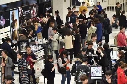 韩国:中国游客破坏景区;中国国民:我们不去你们