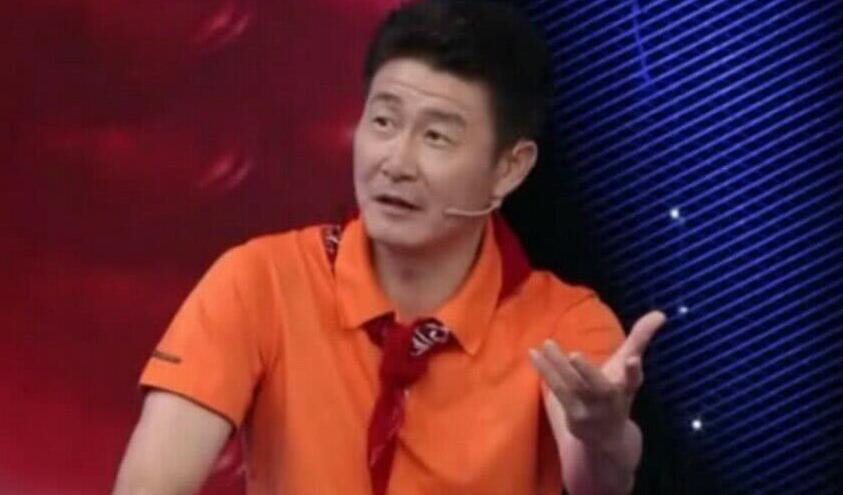 国足炮轰C罗:离开葡萄牙你算什么!你失误了几