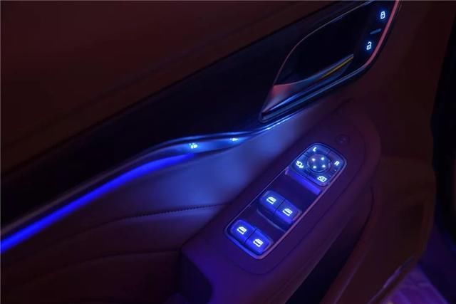 4秒破百、续航500,荣威光之翼MARVEL X诠释